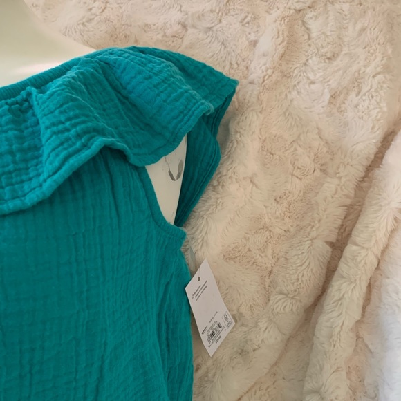 NWT Off shoulder top Girls - Picture 3 of 4